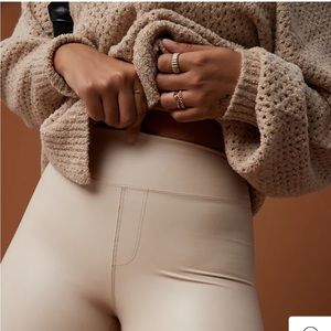 New with tags Aerie beige pleather leggings size medium